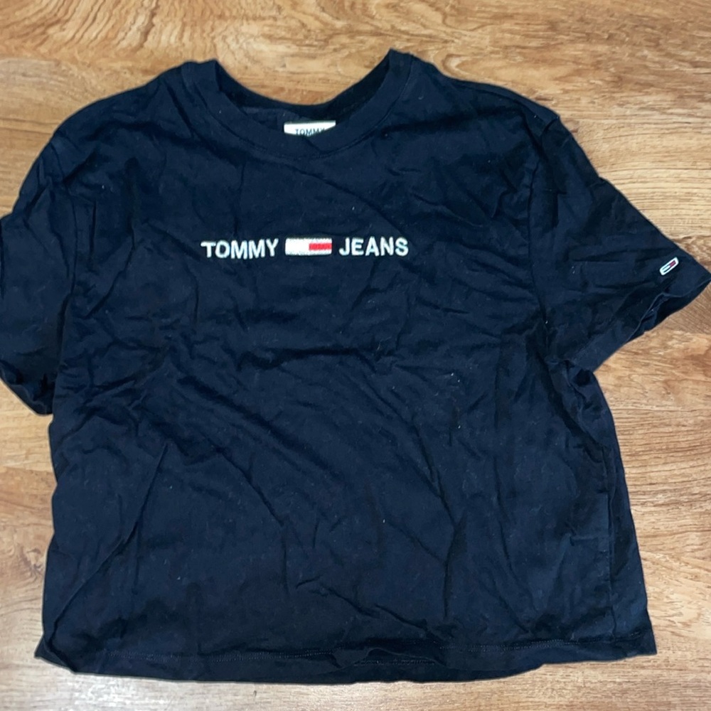 Black Tommy Hilfiger Cropped Shirt